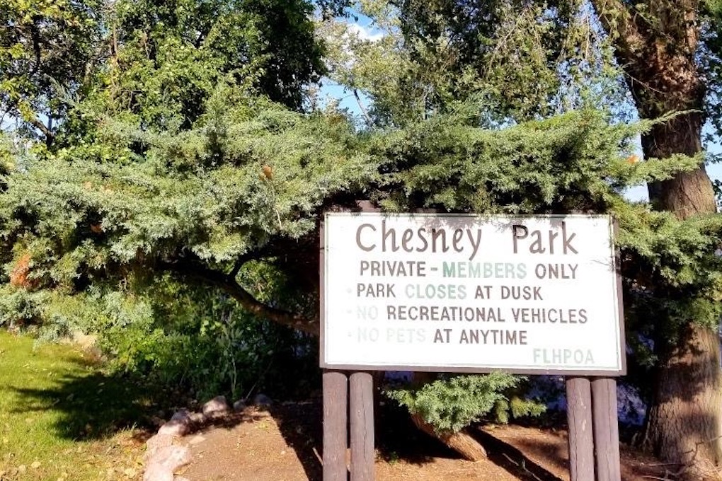 photo of Chesney Park sign